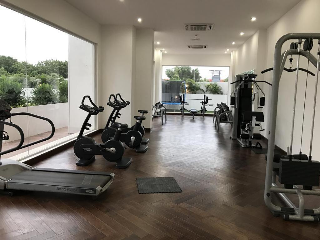 The Gallery Luxury Suites Cpg East Legon Exteriör bild