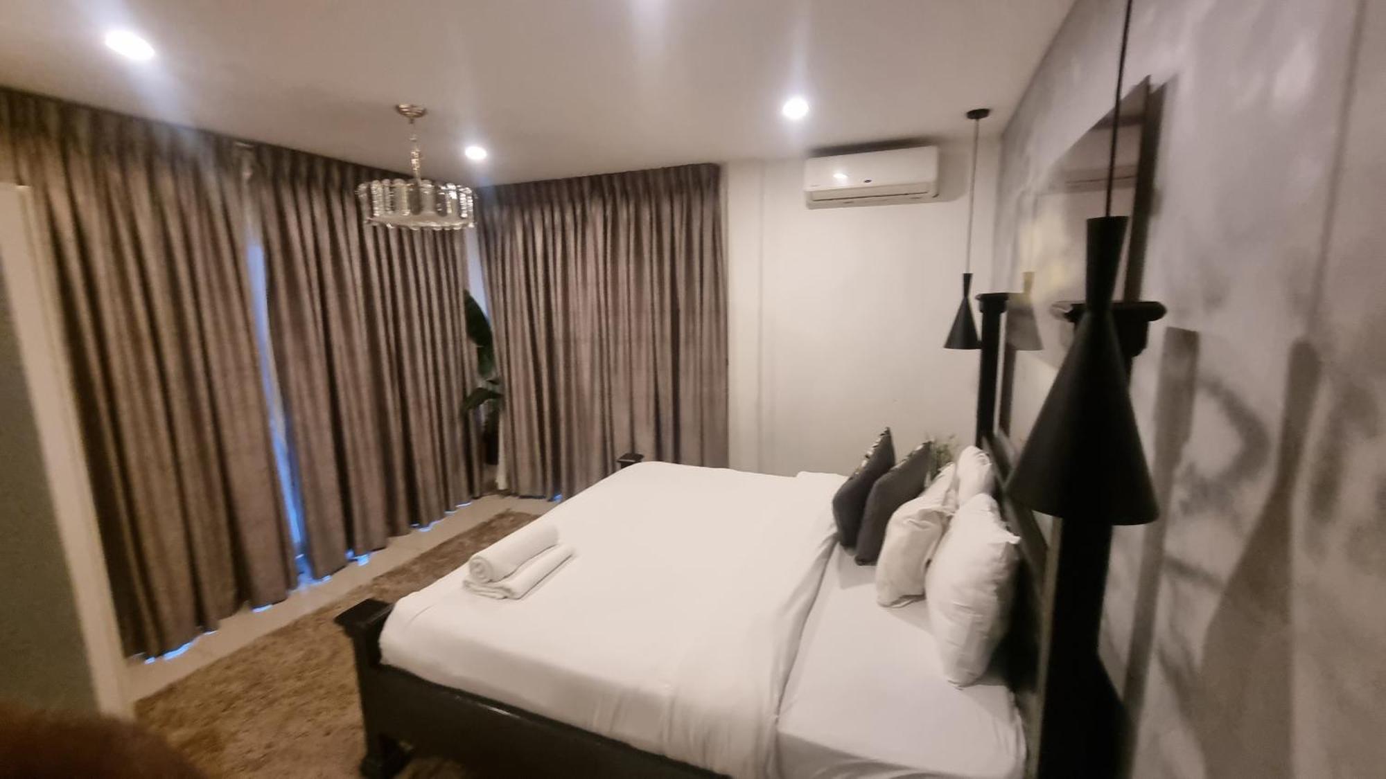The Gallery Luxury Suites Cpg East Legon Exteriör bild